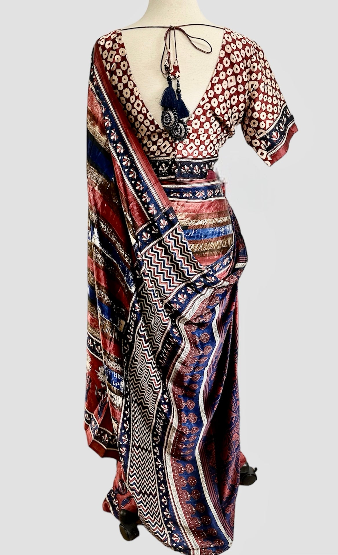 Phulari Ajrakh Print Prestitched Saree with Blouse