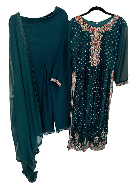 Nyra Cut - 3piece Suit