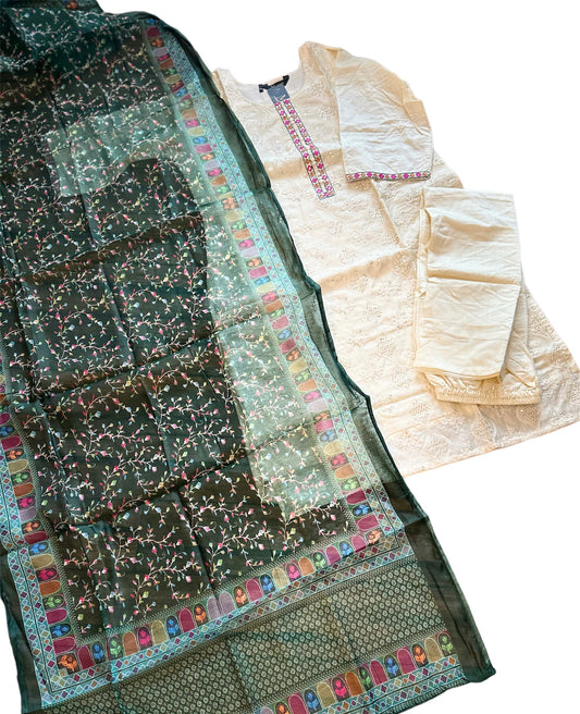 Charming Kurti and pants set
